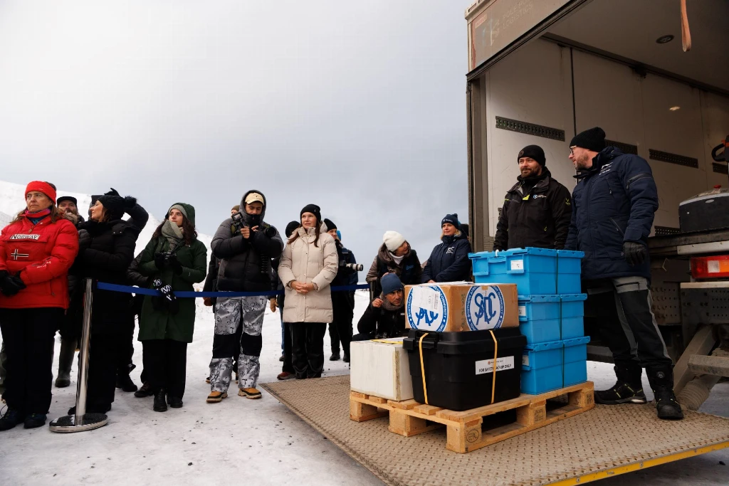 Україна передала на Шпіцберген до Всесвітнього сховища найкращі зразки національної селекції